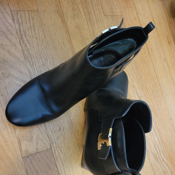 Tory Burch leather booties - Picture 1 of 5